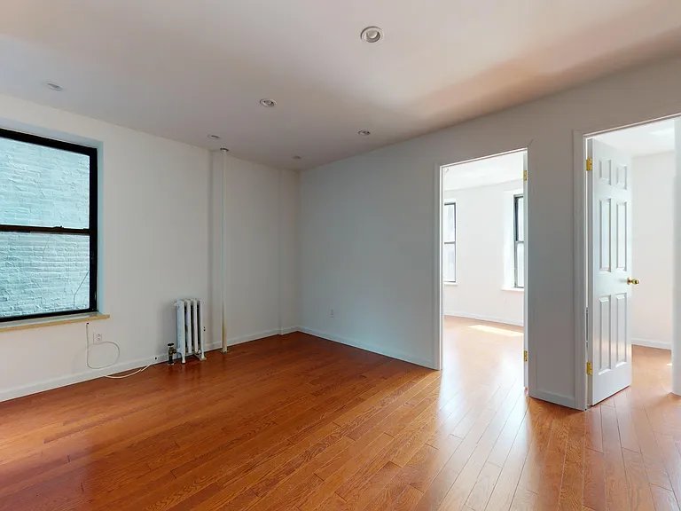 104 2nd Ave #7 — Photo 7