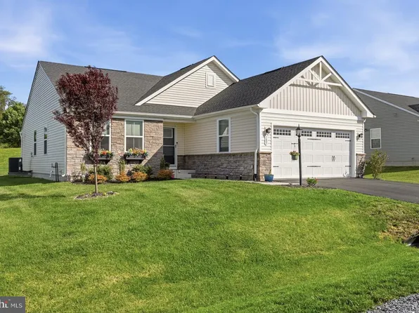185 Bait Rd, Inwood, WV 25428
