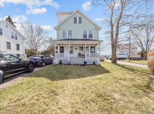 21 Maxson St, Mystic, CT 06355