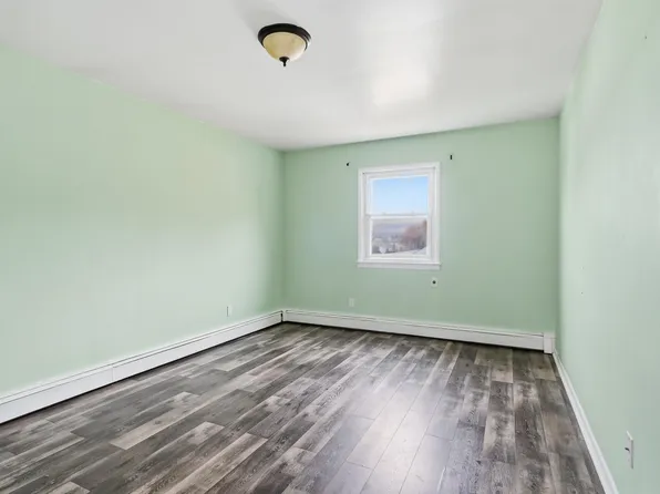 2 Raydol Avenue image 12 of 20