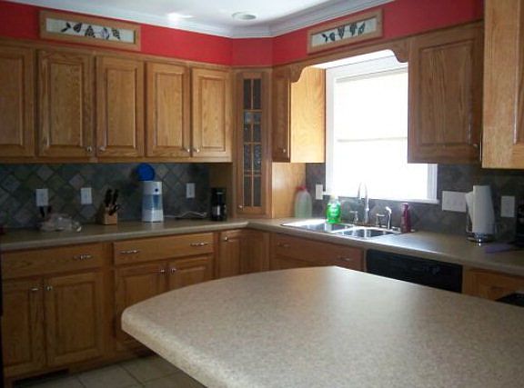 2nd image of 458 Country Woods Dr