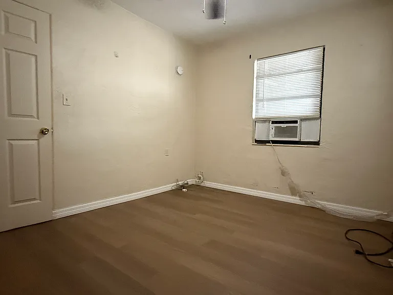 1020 Queen St N #1020A — Photo 11