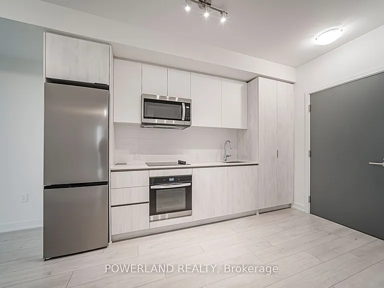 5858 Yonge St #2423 — Photo 17