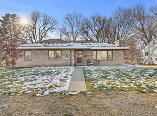 2540 E Eastgate Ln, Bloomington, IN 47408