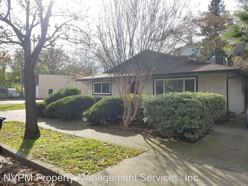 1st image of 946 Orient St