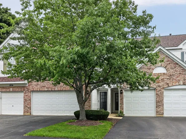 2940 Stonewater Dr, Naperville, IL 60564
