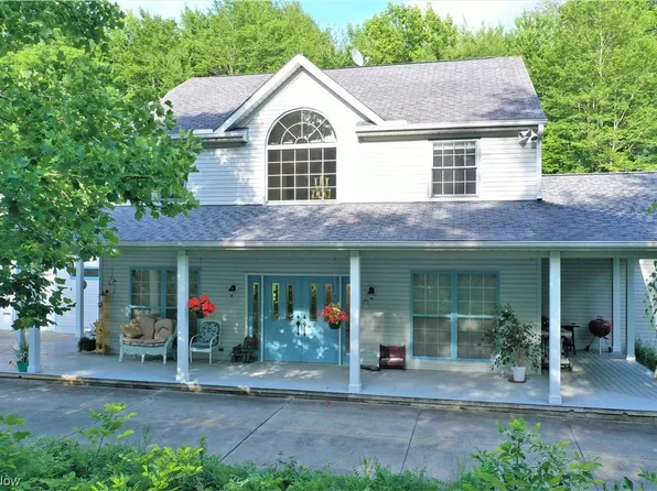 10081 Auburn Rd, Chardon, OH 44024