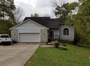 20811 Bellemeade Dr, Lawrenceburg, IN 47025
