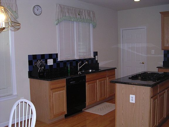3rd image of 11312 Bulova Ln