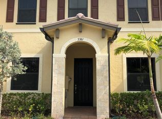 3361 W 105th Ter, Hialeah, FL 33018