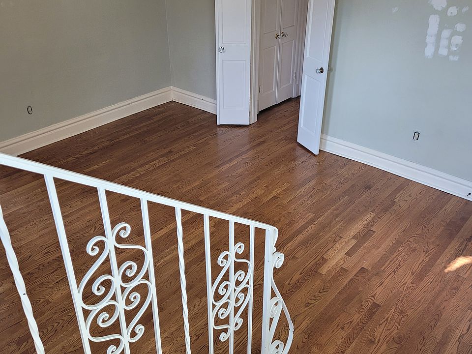 Another view of the living room (as it was being prepped for fresh paint)
