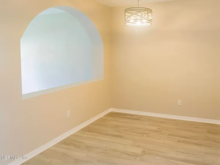 258 Beech Brook St — Photo 6