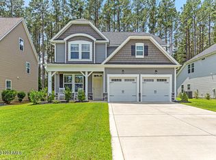 127 Timber Skip Dr, Spring Lake, NC 28390