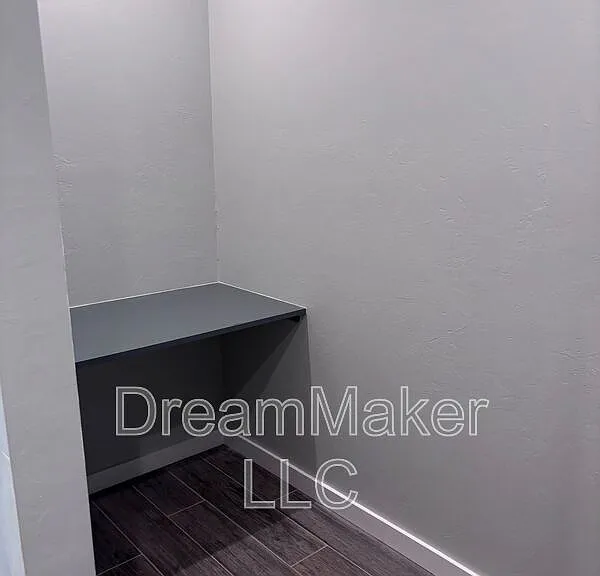 1016 Apple Blossom Way — Photo 13