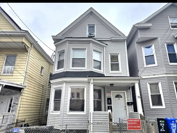 76 N 4th St #1, Paterson, NJ 07522
