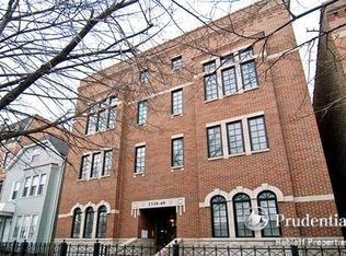2340 W Roscoe St #1W, Chicago, IL 60618