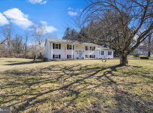 3 Hillbrook Cir, Malvern, PA 19355