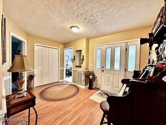4th image of 4604 Bluff Drive
