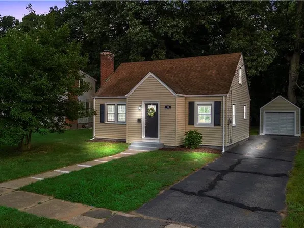 18 Thomas Drive, Manchester, CT 06040