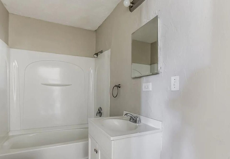 1st image of 453 Prickly Pear Dr