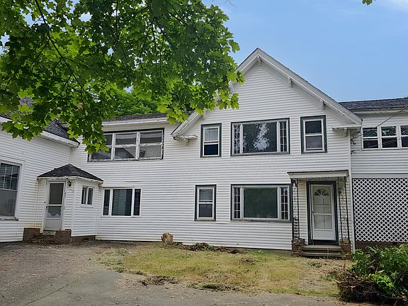 3rd image of 85 Main Street