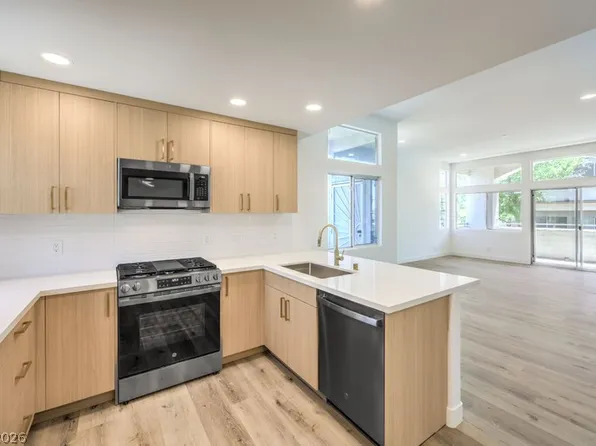 3125 N Buffalo Dr Unit 2127, Las Vegas, NV 89128