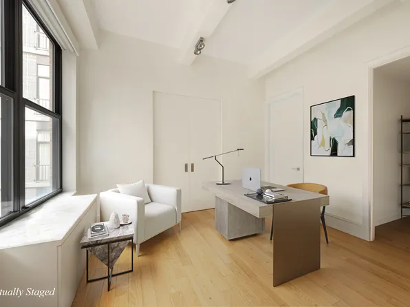 260 Park Avenue South image 10 of 11