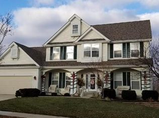 825 Stonewood Bend Dr, Lake Saint Louis, MO 63367