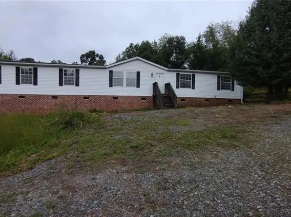 4714 Granite Trl, Boonville, NC 27011