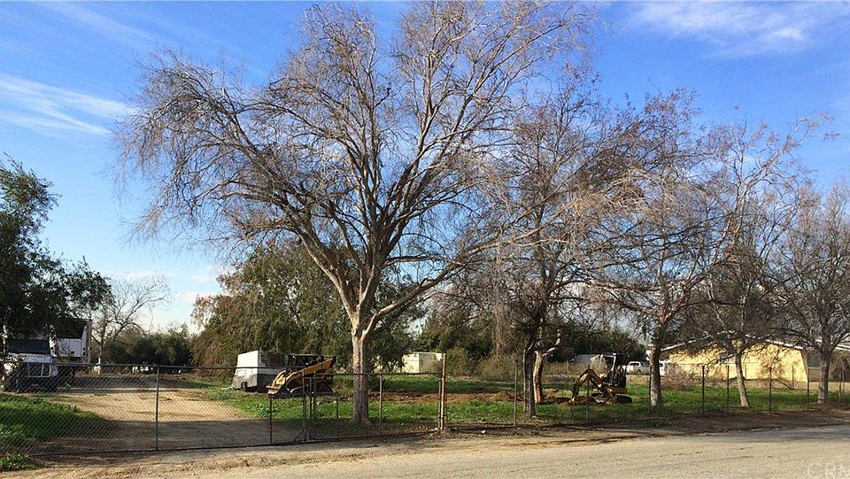 1st image of 9980 Carob Ave