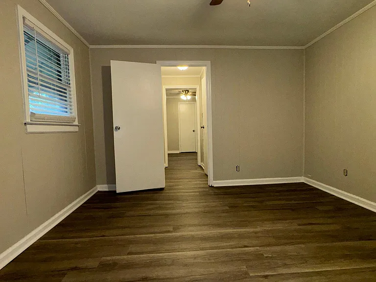 1178 Newberg Ave — Photo 24