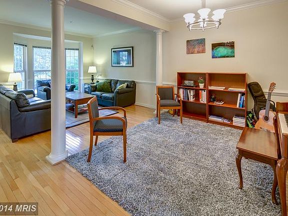 5th image of 13703 Lambertina Pl