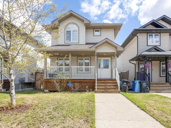 129 NW Huckleberry St, Wood Buffalo, AB T9K 0N7