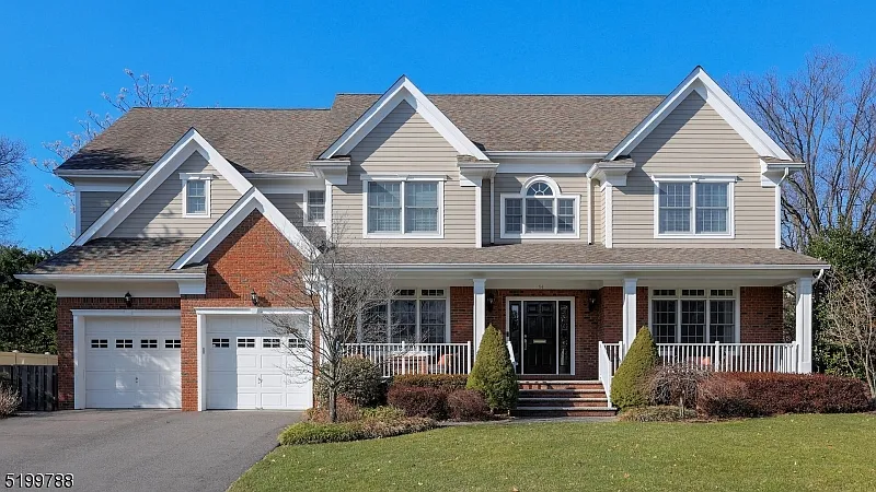 54 Michael Dr photo 1