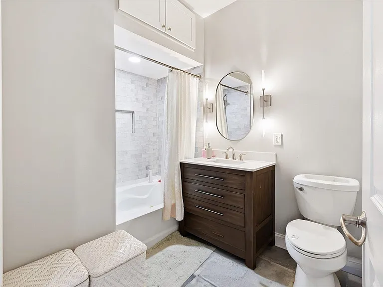 1201 Adams St #408 — Photo 7