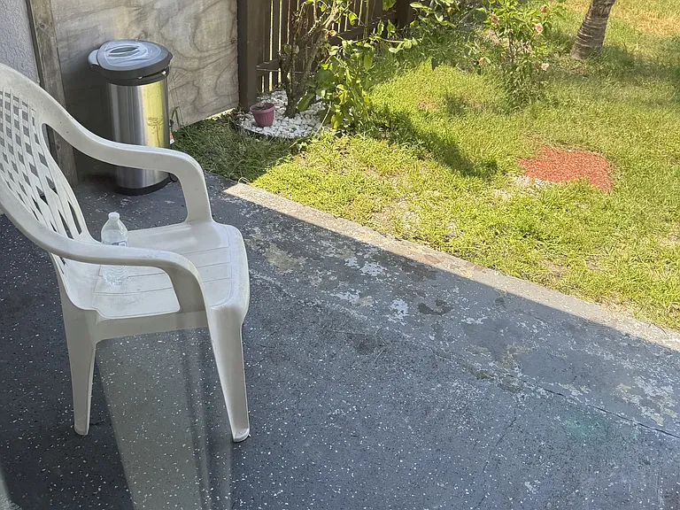 674 Royalty Ct #1 — Photo 9