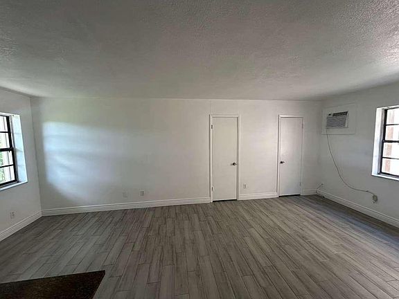 5th image of 1081 SE Monterey Rd APT C12