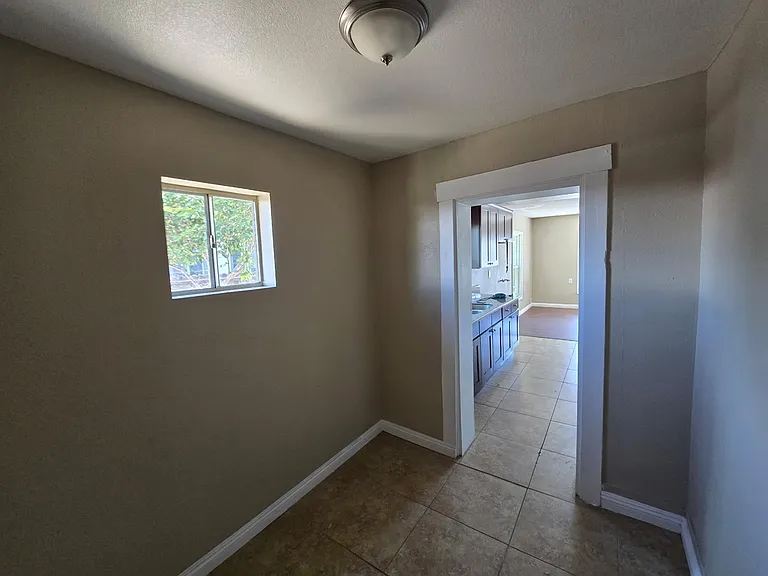 228 Prospect Ave — Photo 10