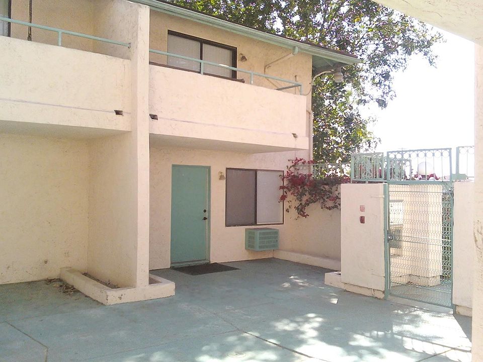 2nd image of 3541 Highland Ave APT K