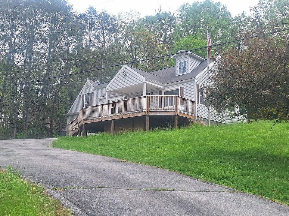 1st image of 1638 Charlotte Dr