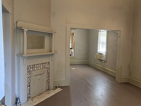 2nd image of 24 Pickett St