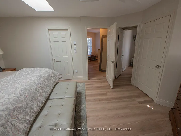 150 Victoria St S #112 — Photo 13