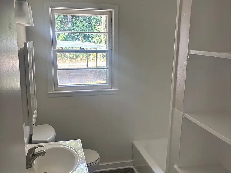 1501 Pacific St — Photo 5