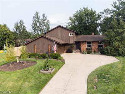493 Delaware Dr, Brunswick, OH, 44212