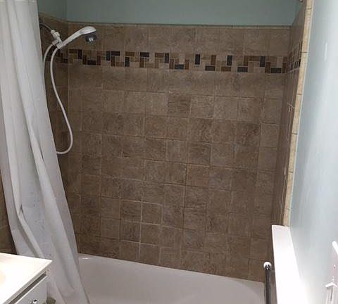 4th image of 221 6th St APT B