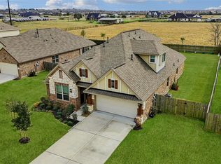 15014 Lake Shore Ave, Mont Belvieu, TX 77523