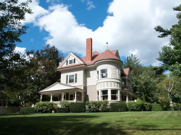 43 Fairmont Ave, Newton, MA 02458