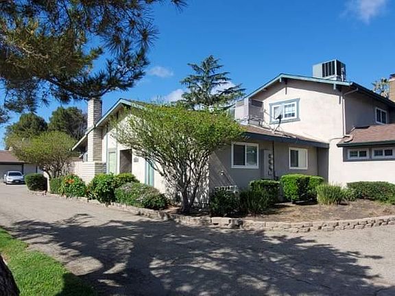 4th image of 3241 De Ovan Ave