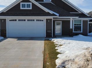 10112 Kissell Ct, Circle Pines, MN 55014