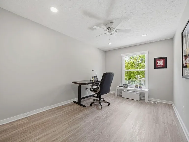 920 Carriage Way #12 — Photo 22